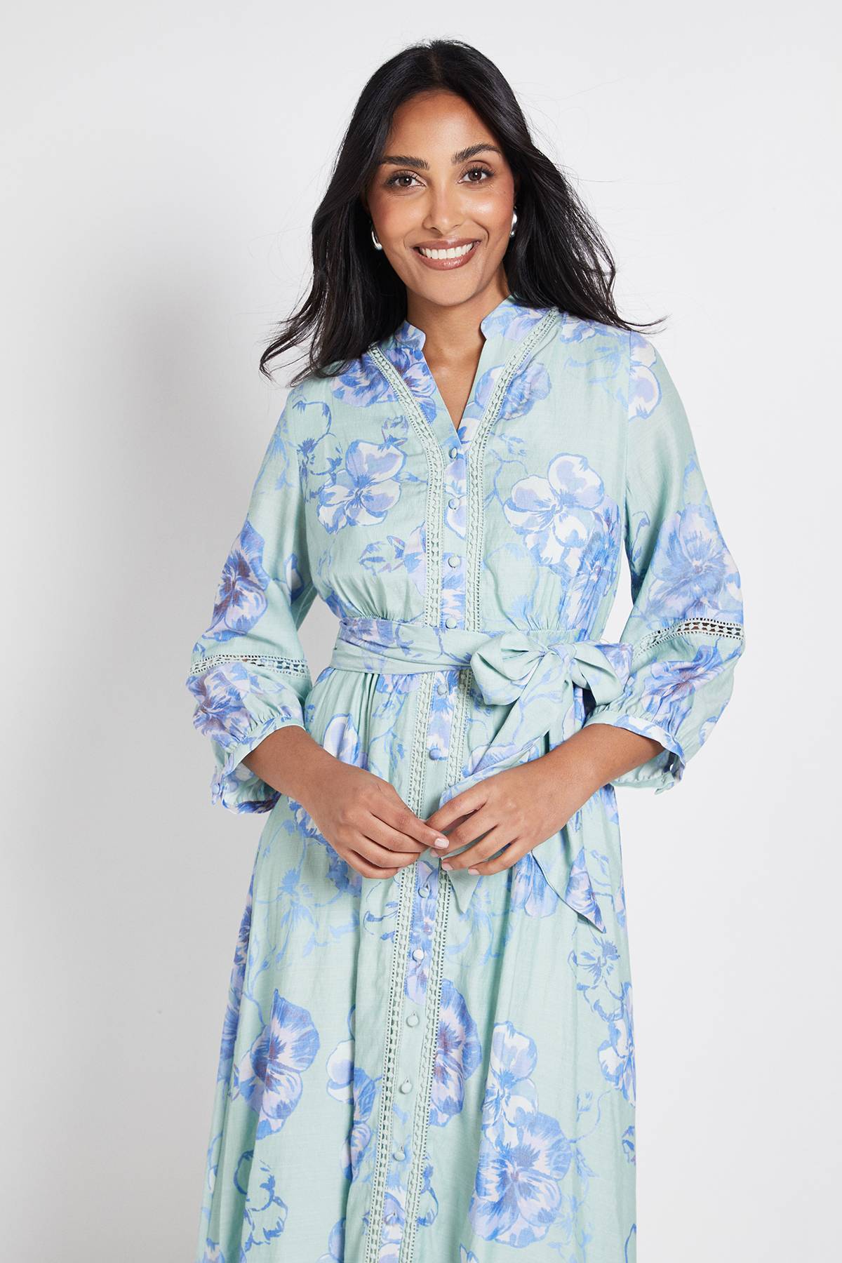 Wallis Robe Chemise Petite Sans Col Avec Insert En Dentelle Florale