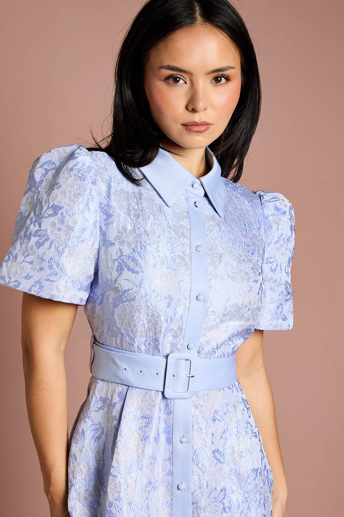 Coast Robe Mi-longue Jacquard à Manches Courtes Style Chemise Petite