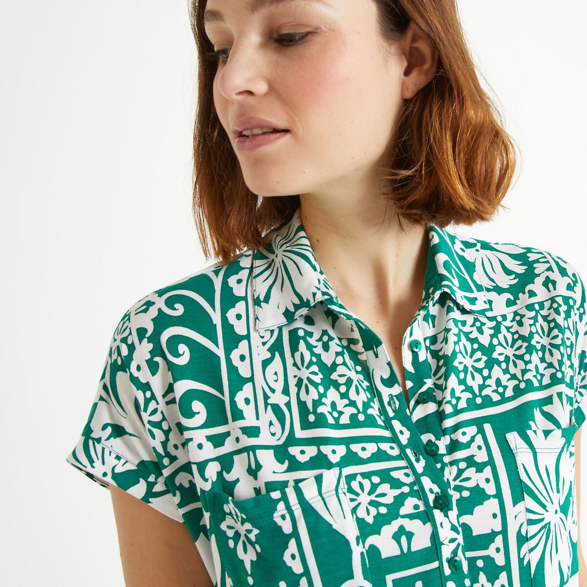ANNE WEYBURN<br>Camiseta estampada com gola polo e mangas curtas