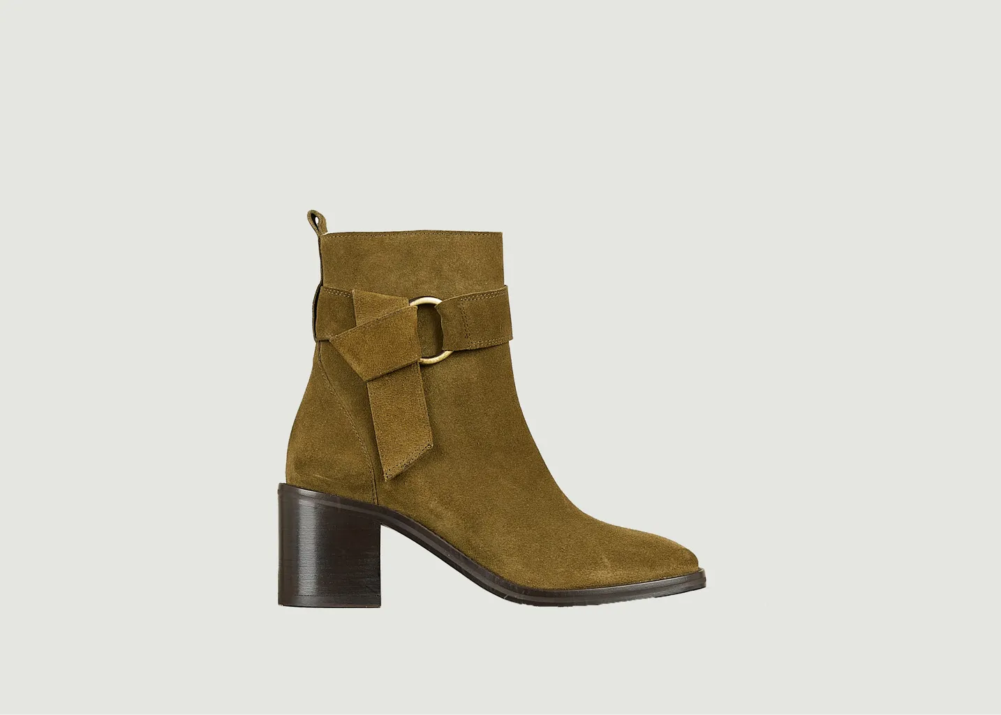 Boots Lea Tila March