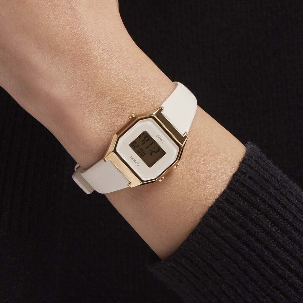 Montre Casio Collection Blanc