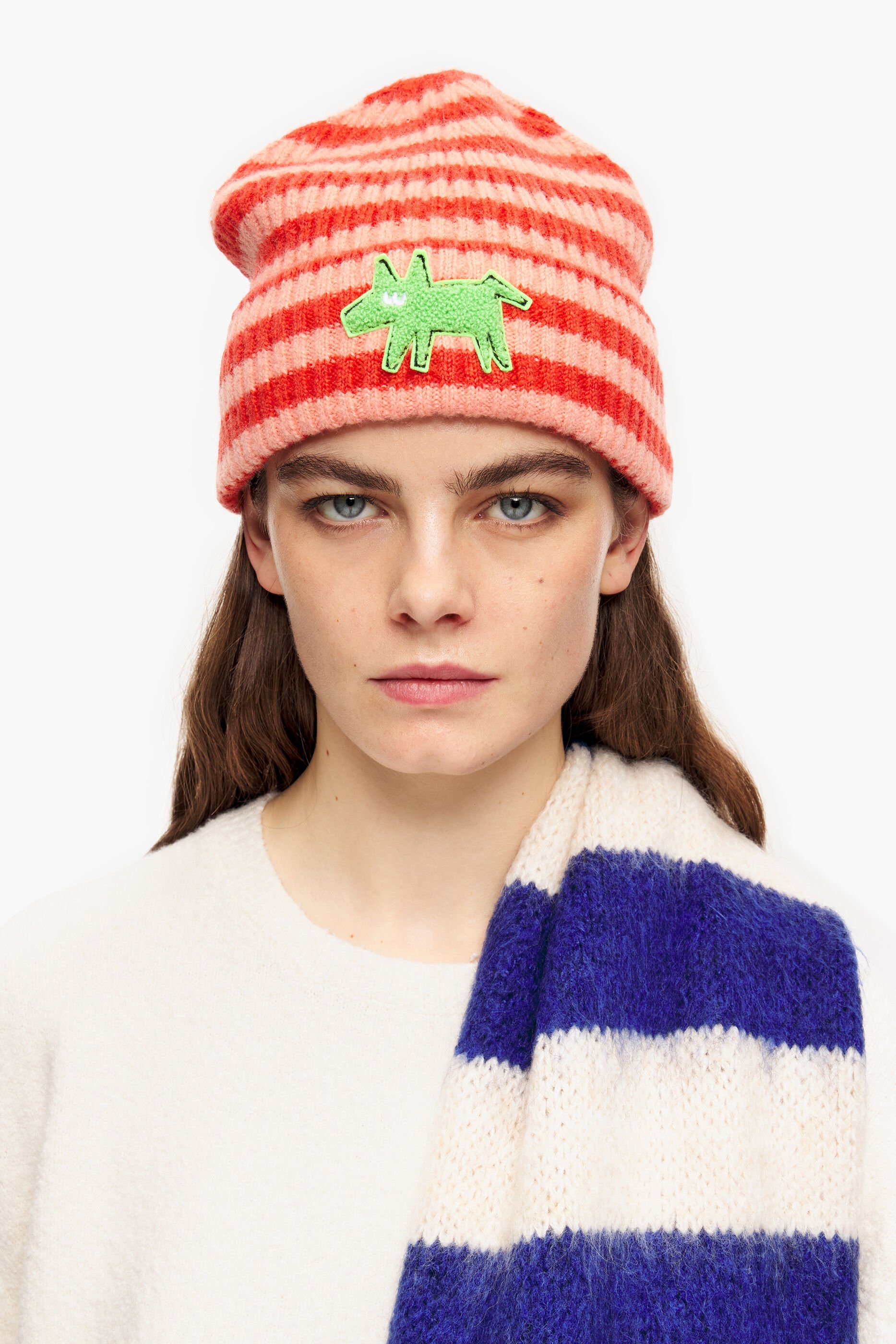 Gorro de tricô listrado cor pêssego