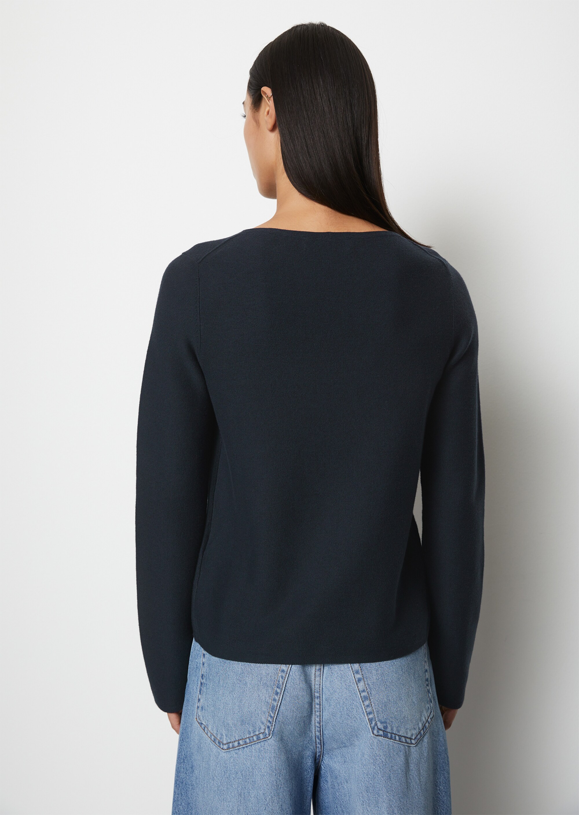 Rundhals-Strickpullover regularmit feinen linken Maschen