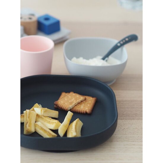 Set Vaisselle Silicone 4 pièces   Night Blue        de               Béaba