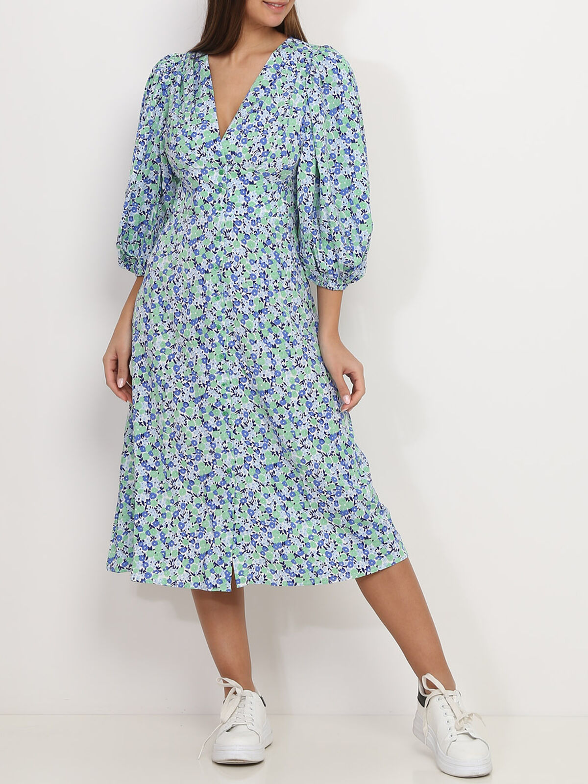 Robe mi-longue fleurie à manches bouffantes- Vert