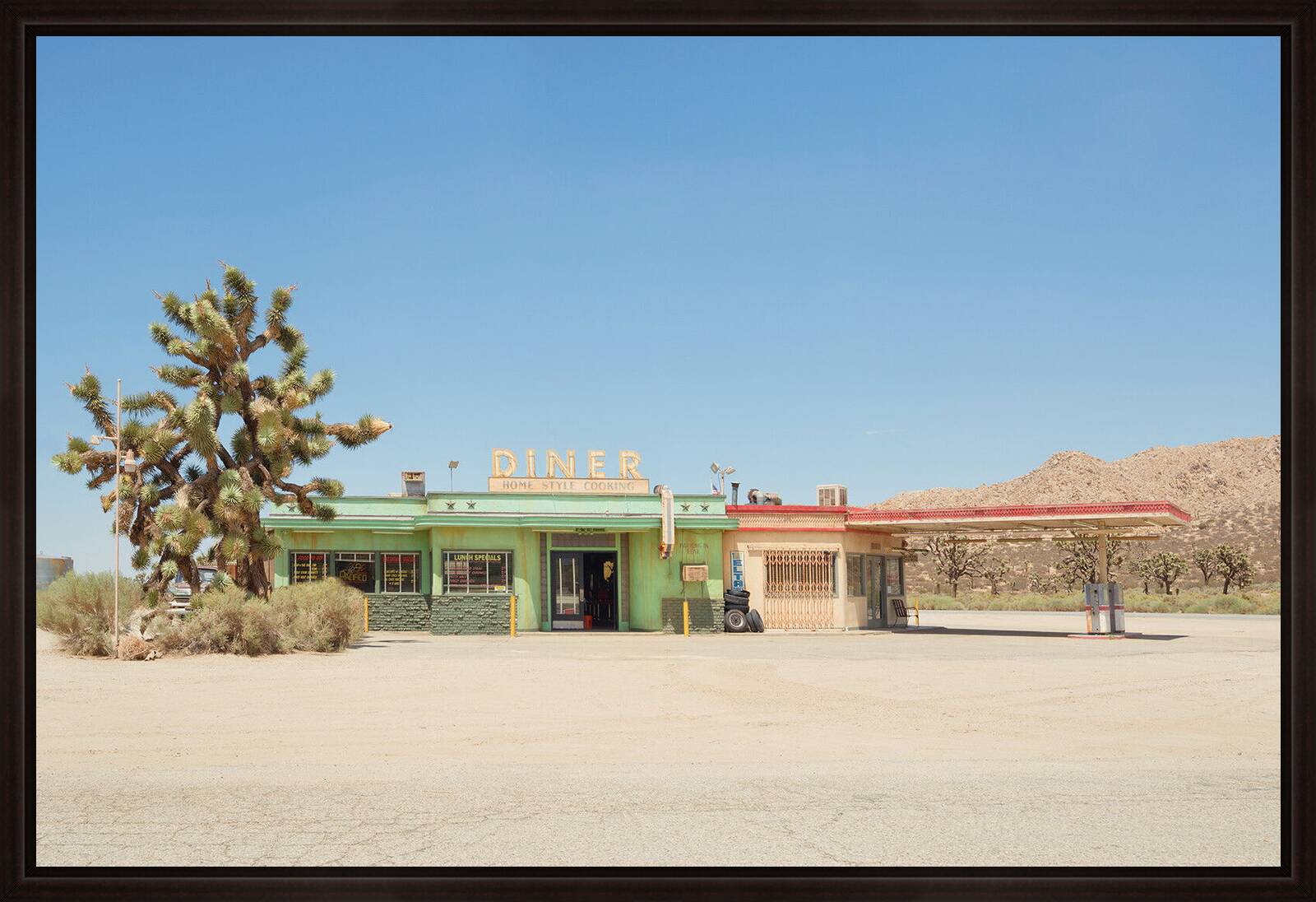 Diner by Sarah Johanna Eick - Limited Edition. Edition of: 150. Signed.