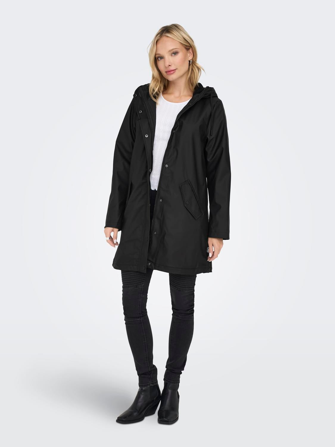 ONLSALLY Regenmantel Black