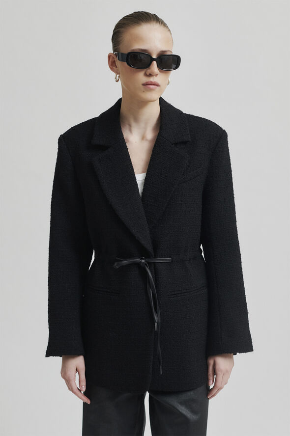 Second Female Josa Blazer Black