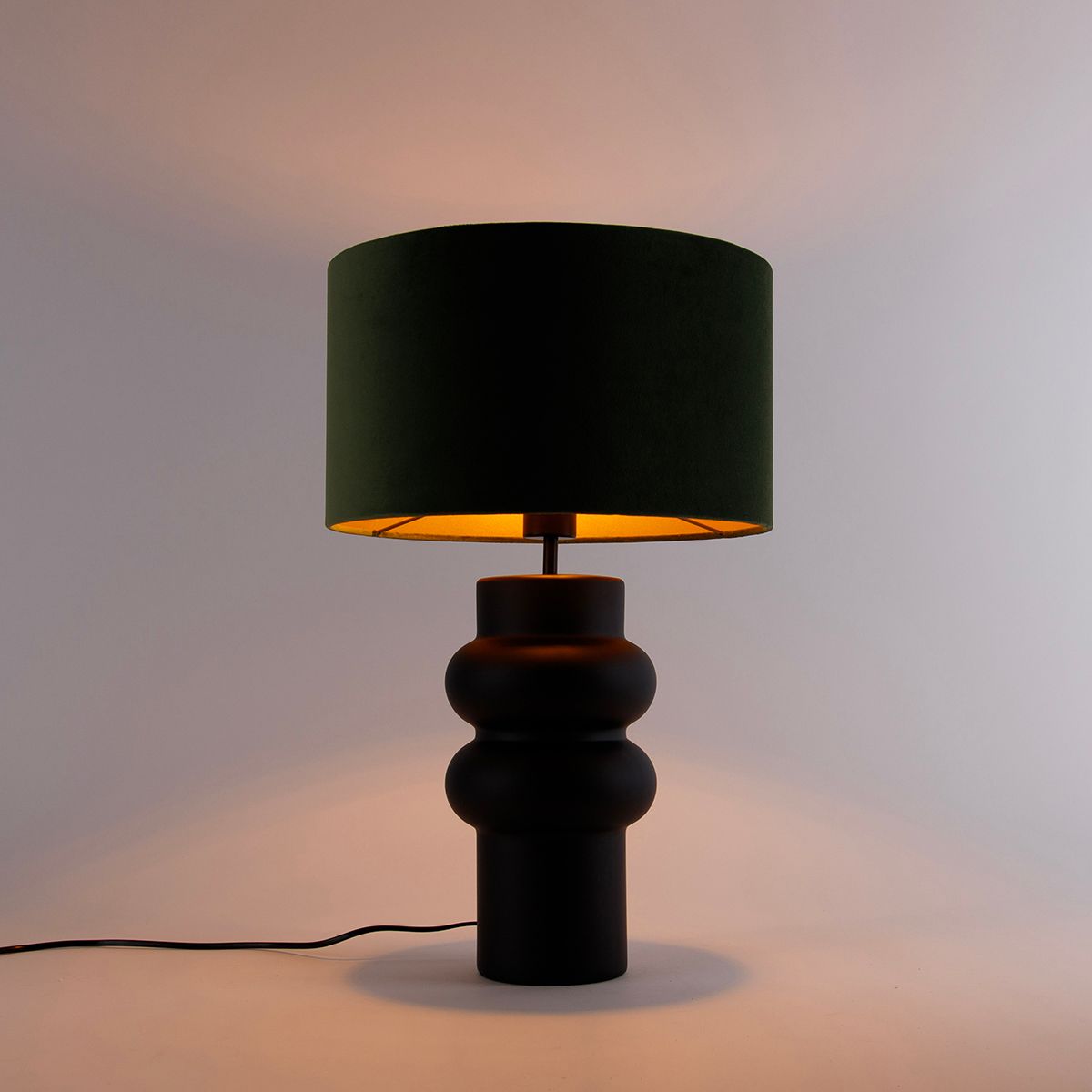 Design tafellamp zwart 17 cm velours kap groen met goud 35 cm - Alisia