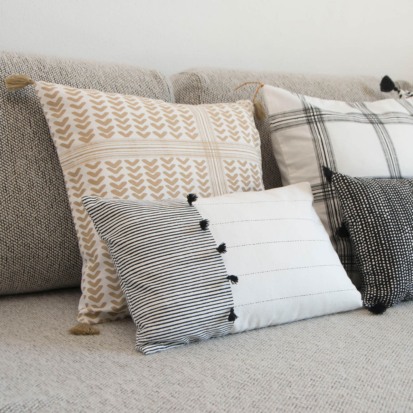 Febronie Housse de coussin Pinstripe noire - 50x30 cm