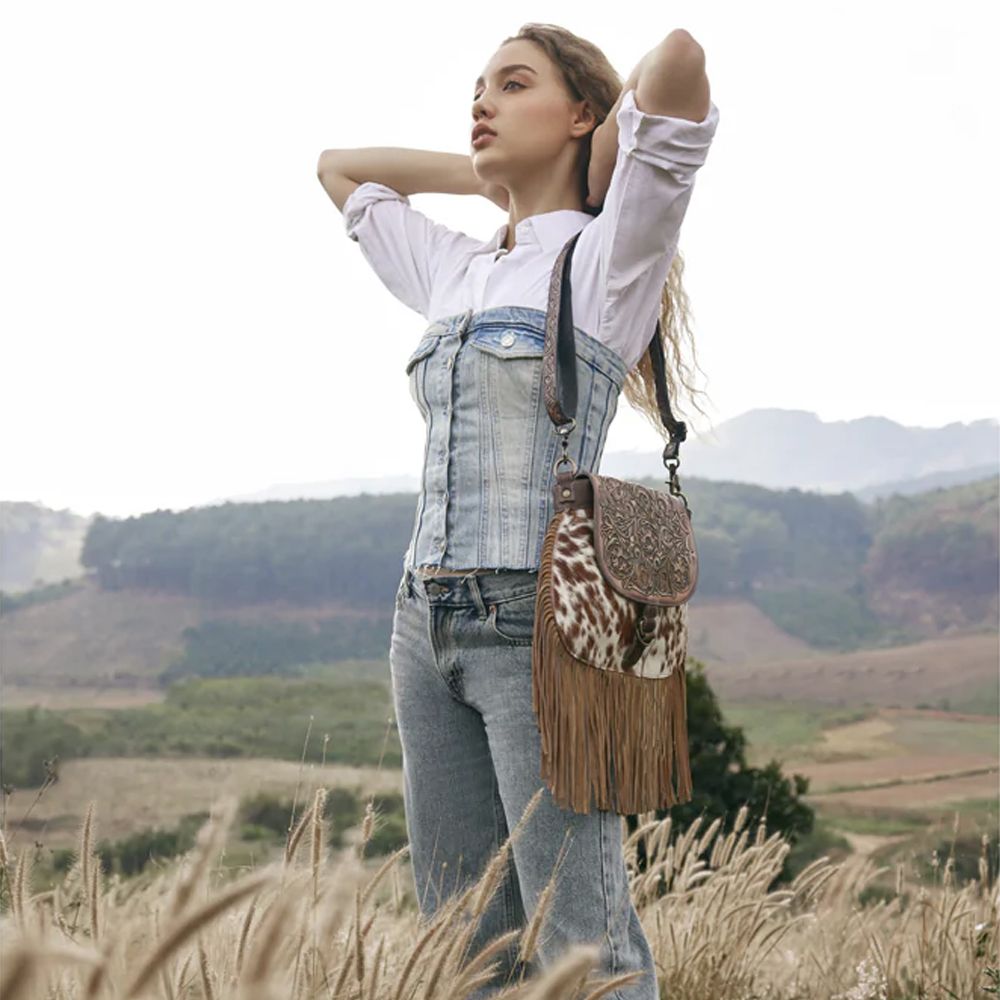 Myra Bag Shoulder Bag Classic Country Fringed