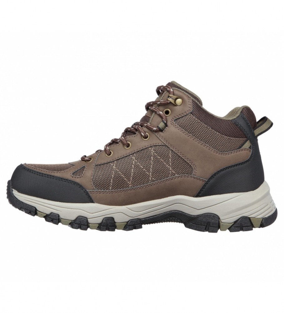 Tênis de corrida de trilha Skechers Selmen Melano marrom, ajuste relaxado