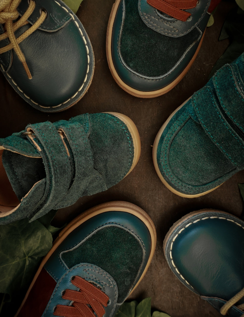 Mini Bootie Velcro - Teal Suede