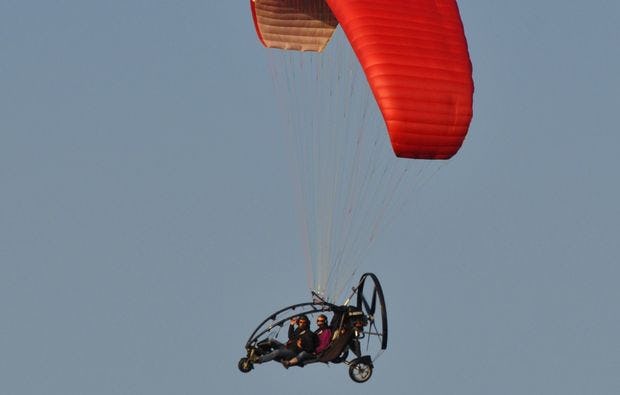 Motorgleitschirm-Rundflug ab Hörsten als Geschenk