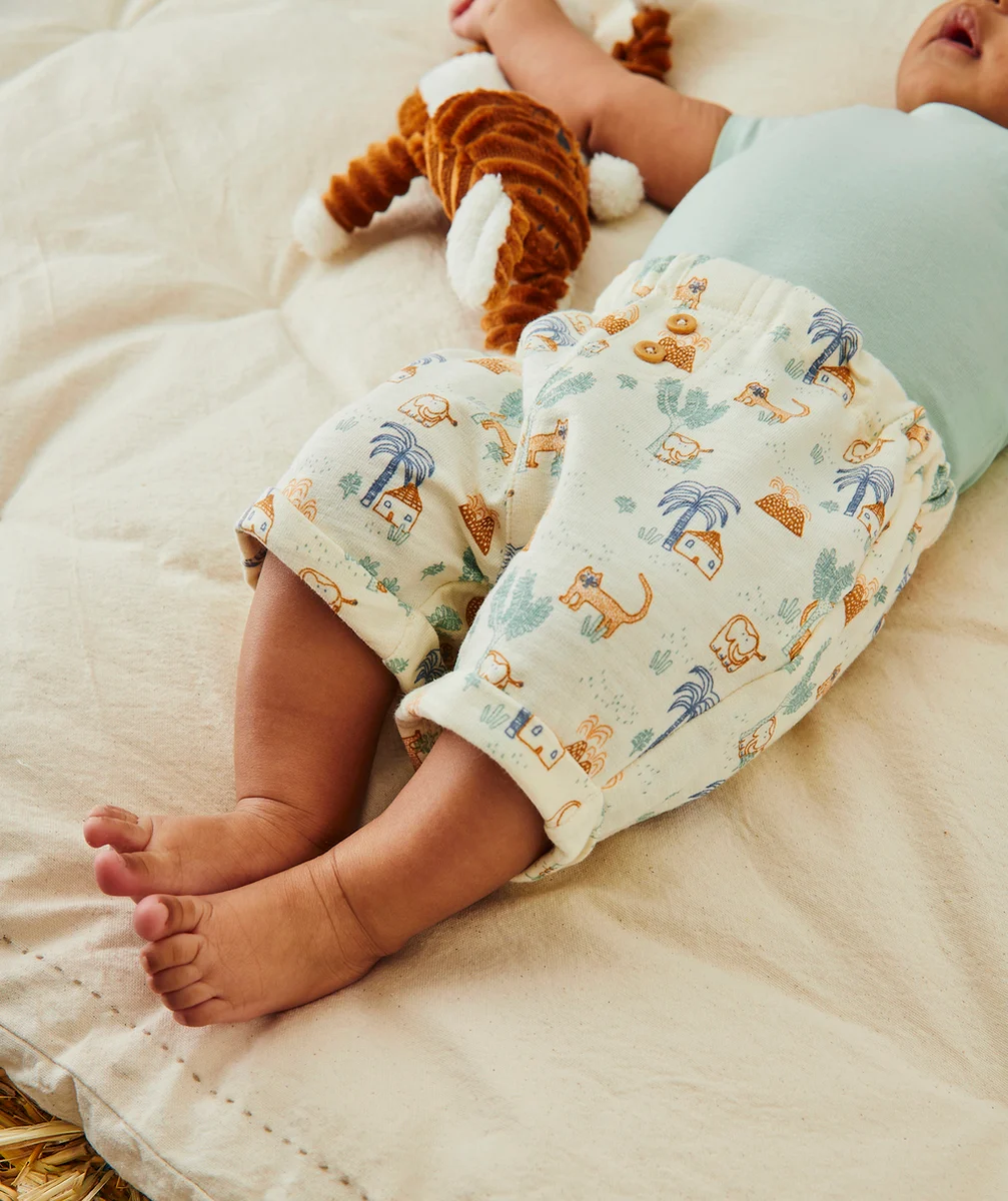 BERMUDA BÉBÉ EN COTON BIOLOGIQUE ÉCRU IMPRIMÉ