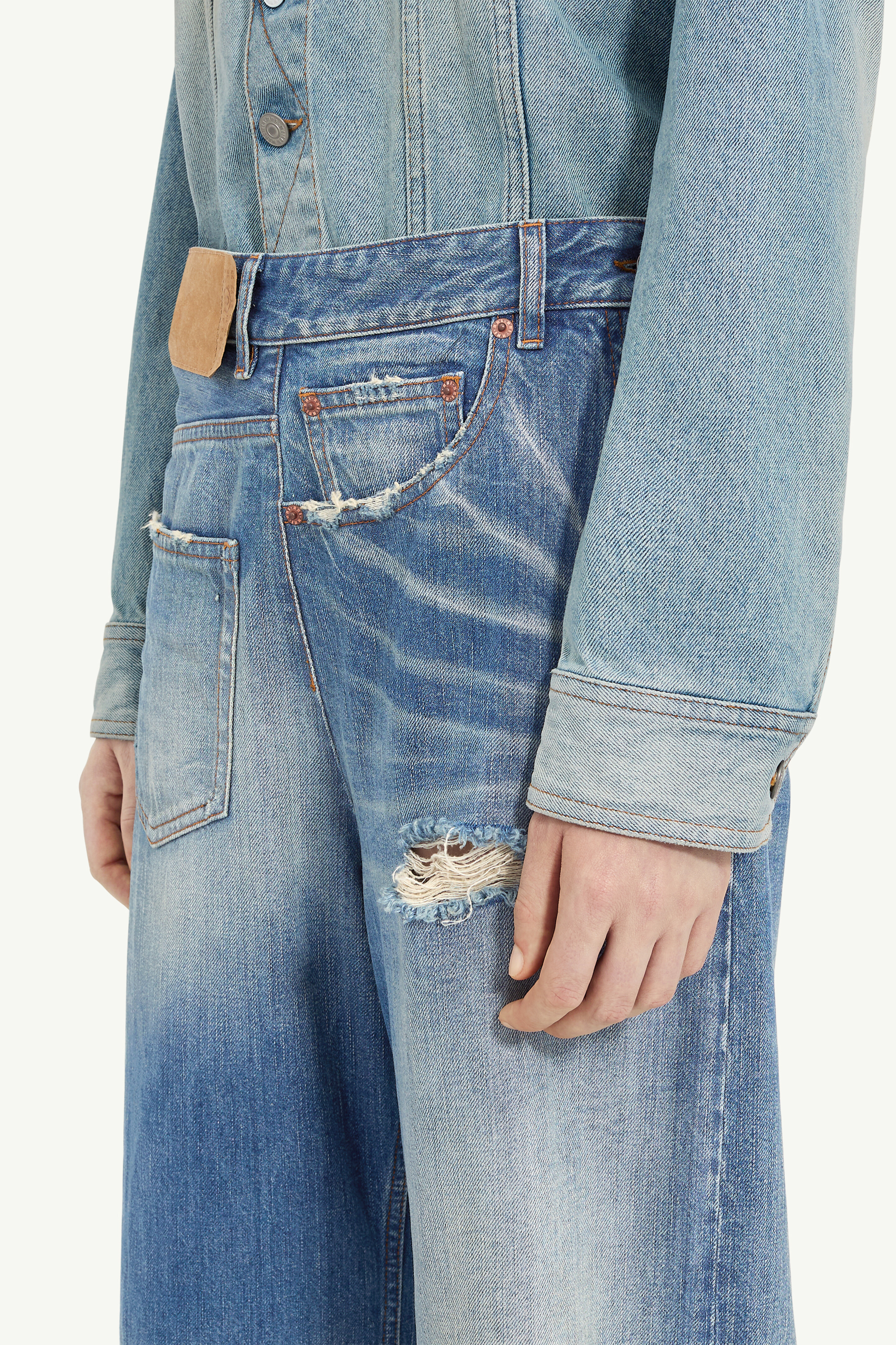 Blue Wide-leg Jeans with Buttons