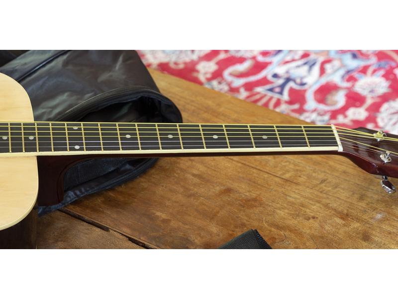 MAX Westerngitarre SoloJam Kit Natur Westerngitarre mit Zubehör