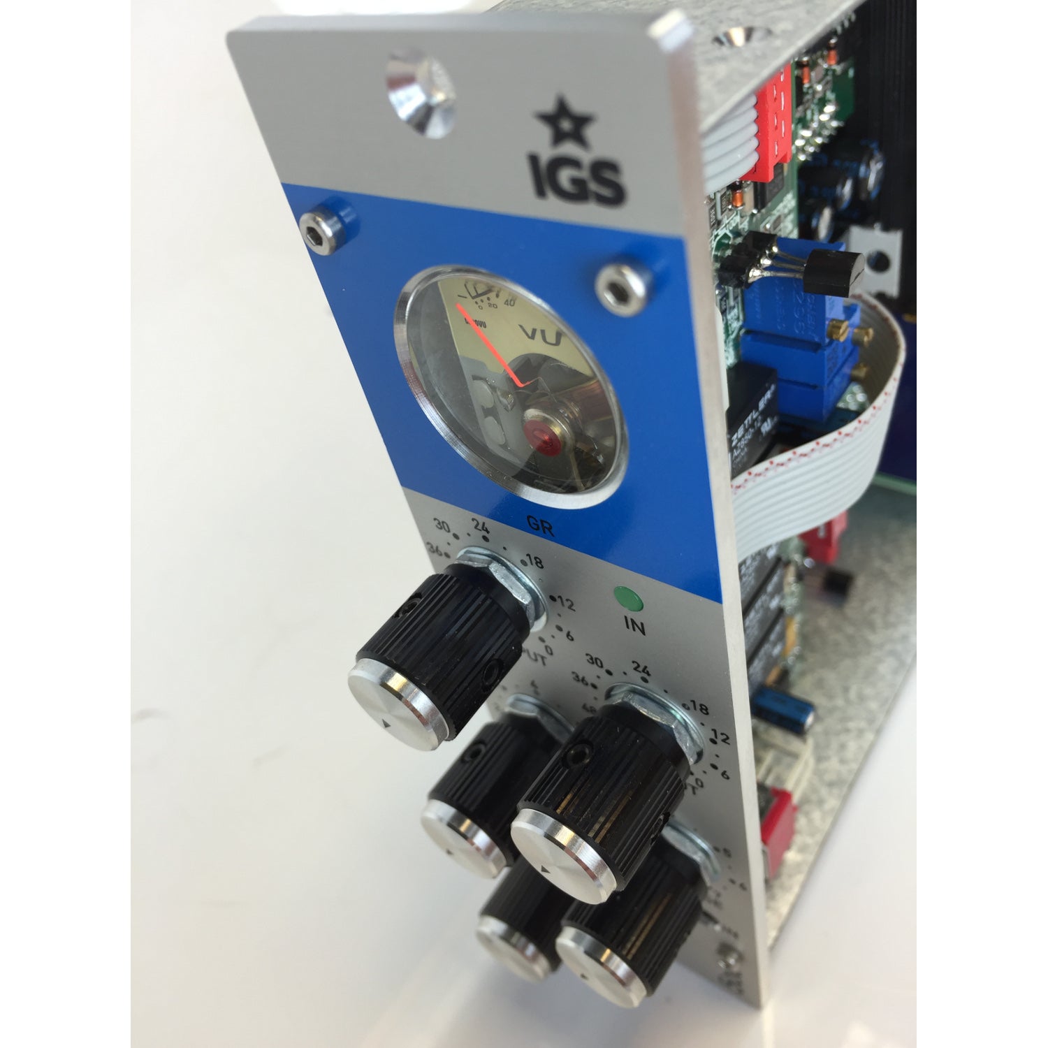 IGS Audio 576 Blue Stripe FET compressor