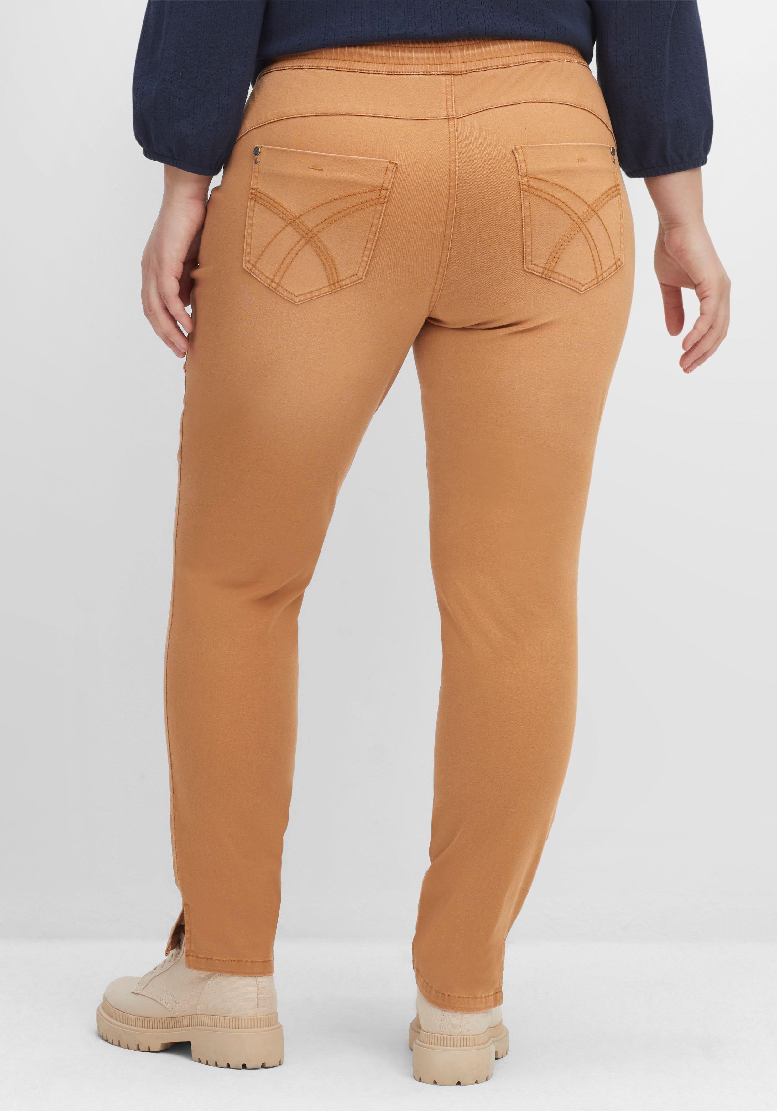 Schmale Colored- Jeans mit Schlupfbund