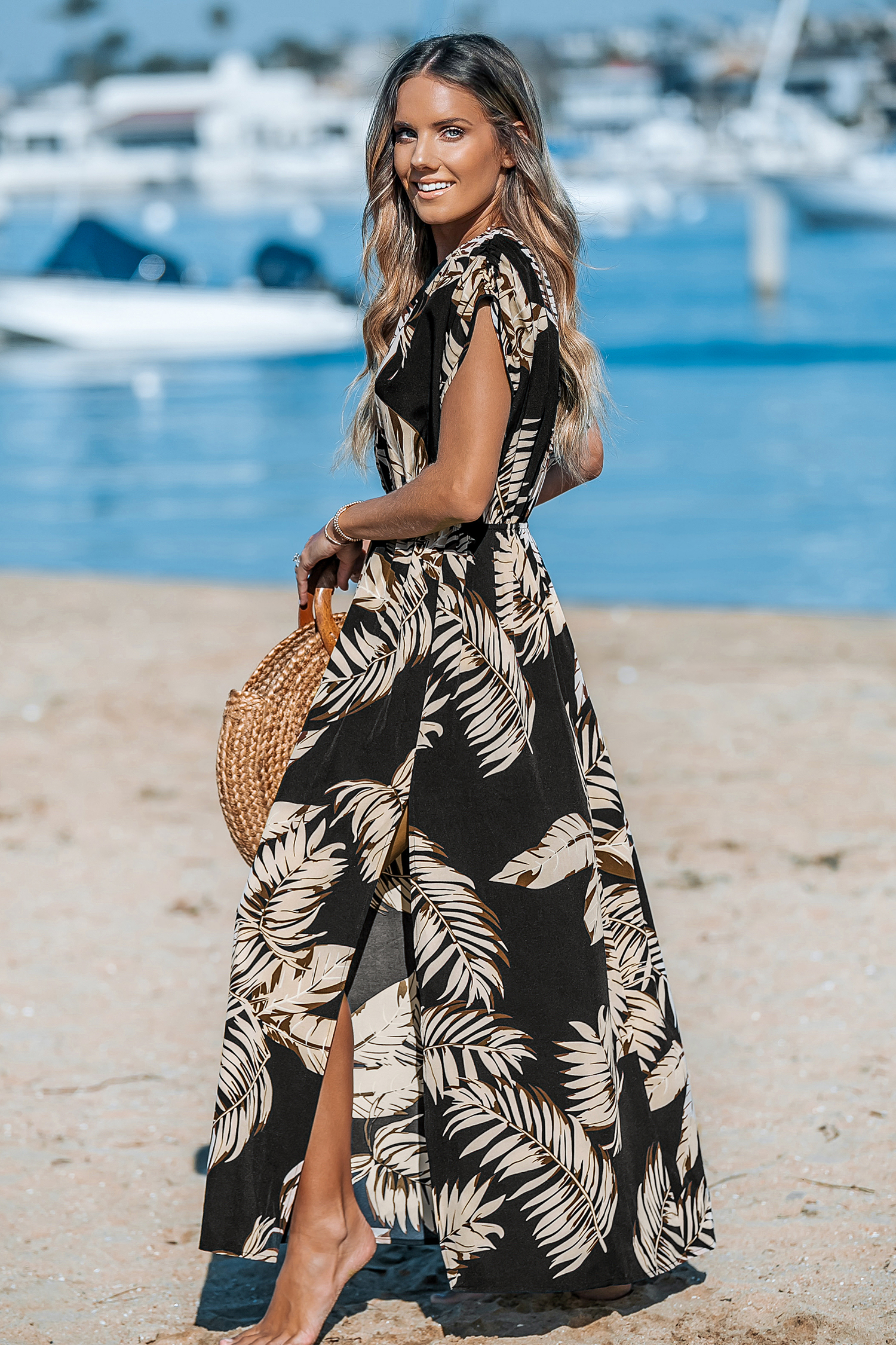 Robe maxi à col en V et palmiers noire