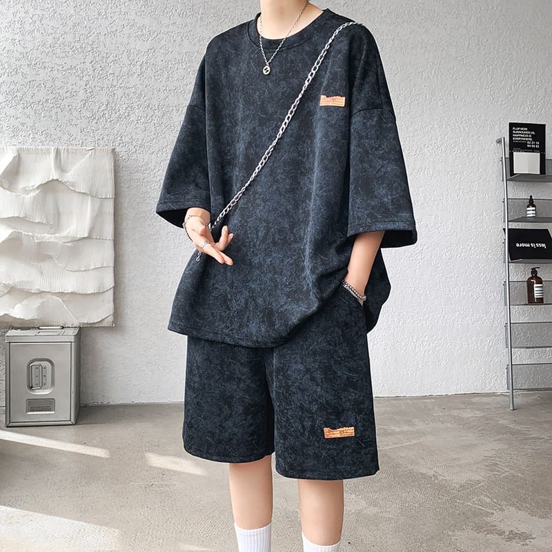 Freehop - Set: T-shirt met ronde hals en applicatie, 3/4-mouwen + shorts met elastische taille