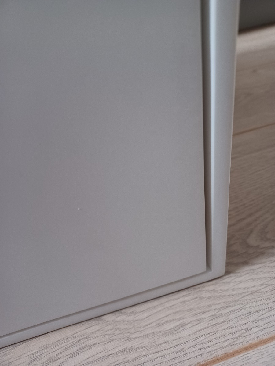 SCHADEMODEL: Zaro Lagom volledig naadloos solid surface onderkast 100cm mat wit met 1 lade Push tot open. Compleet met solid surface wastafel met 1 kraangat(en)