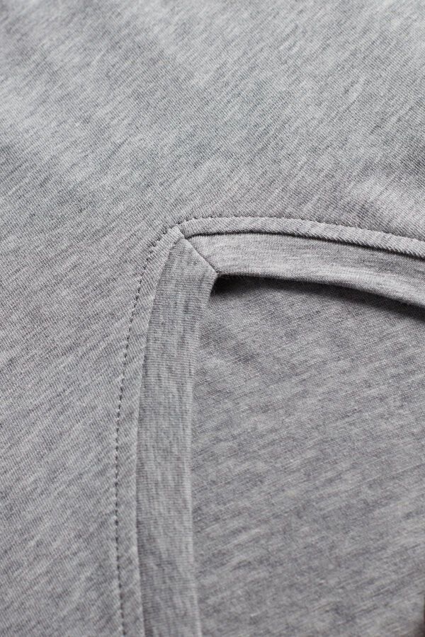 Camiseta de algodão elástico Supima® com decote em V