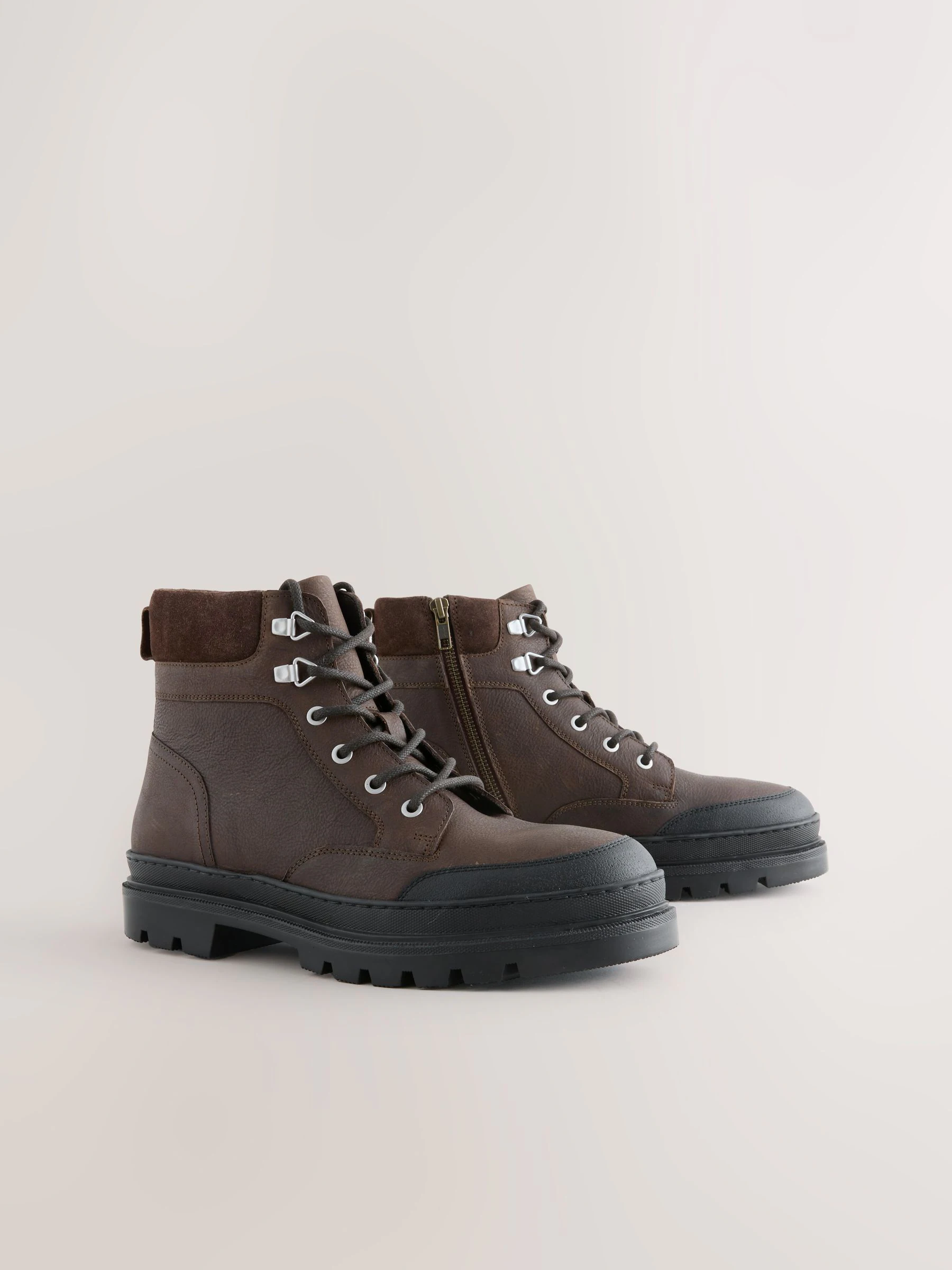 Bruin - Tall Cleated Leather Boots