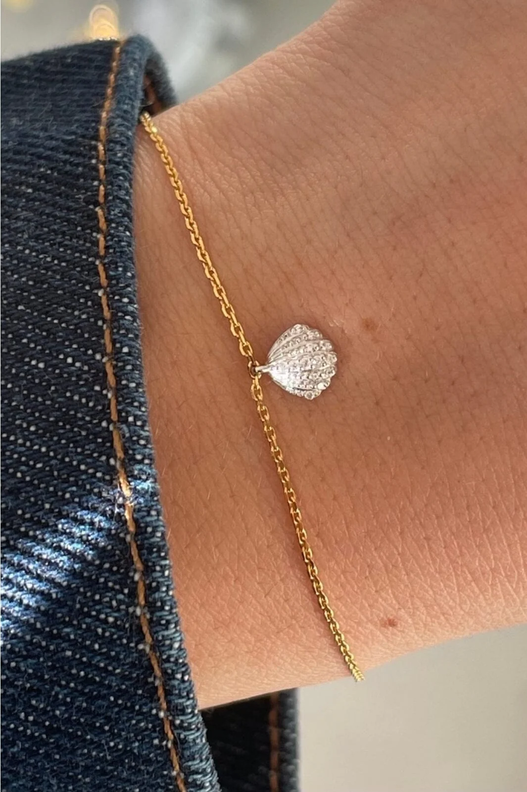 Stine A Tres Petit Vintage Shell Bracelet