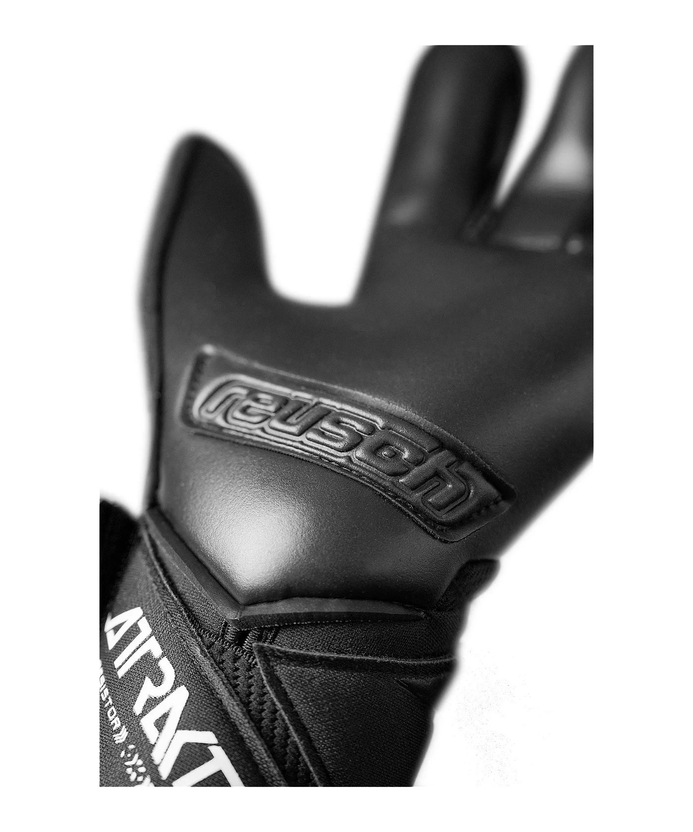 Reusch Attrakt Infinity TW-Handschuhe F7700