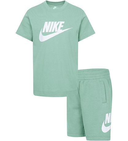 Nike Shorts Set - T-Shirt/Shorts - Steam
