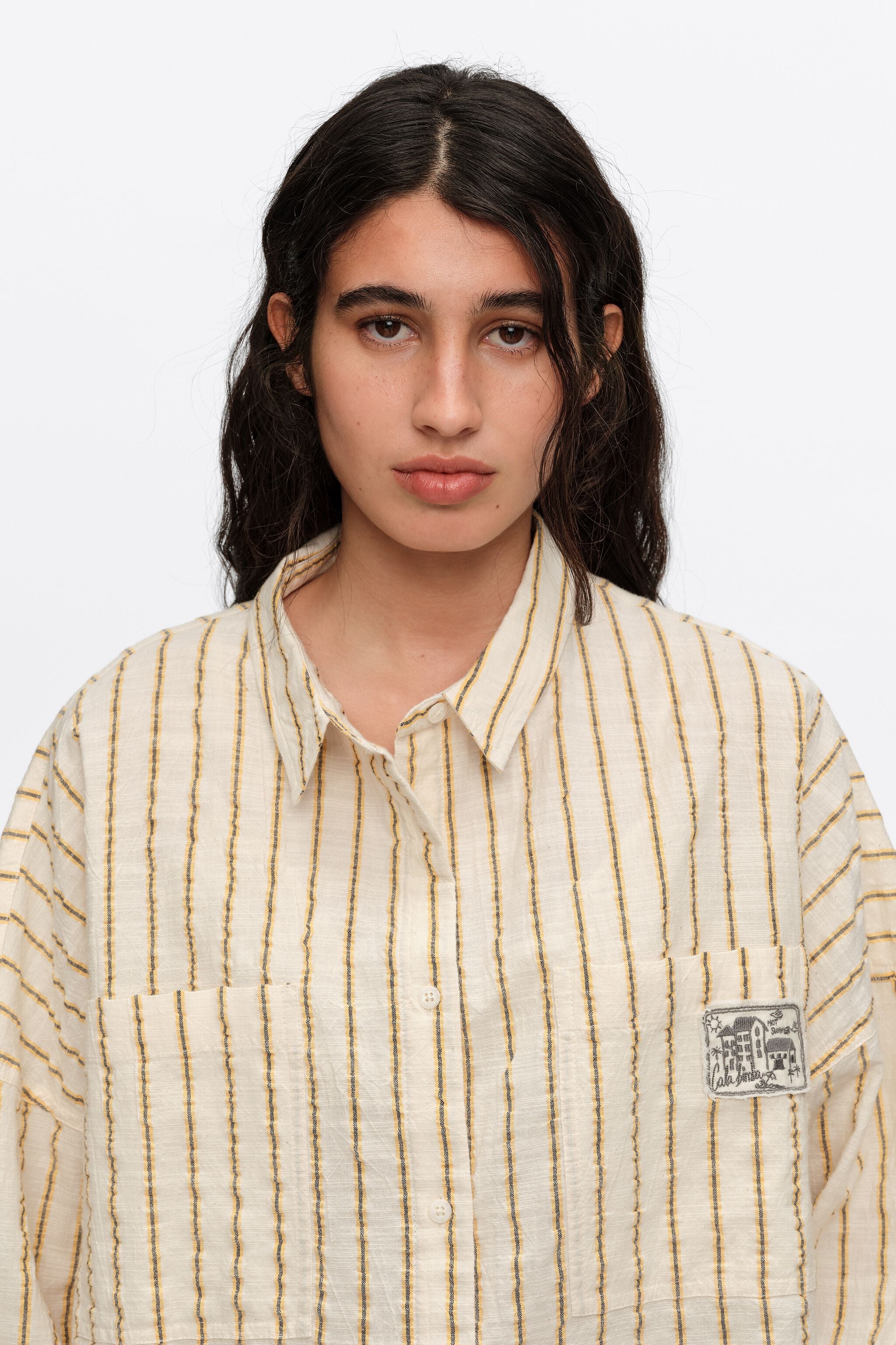 Camisa oversized de algodão texturizado com listras ocre