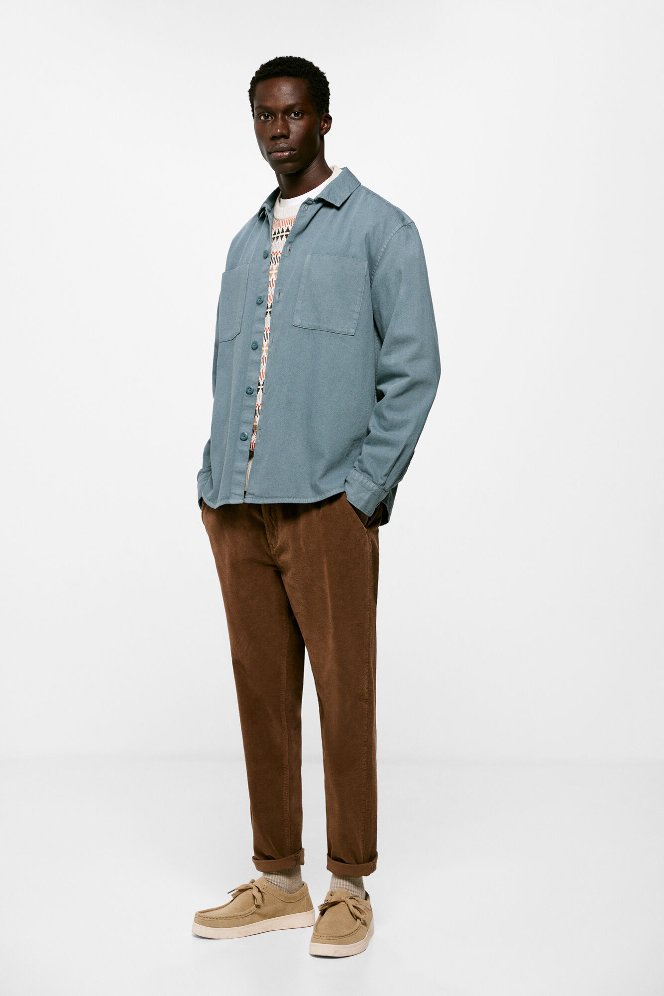 Sobretudo tingido em peça