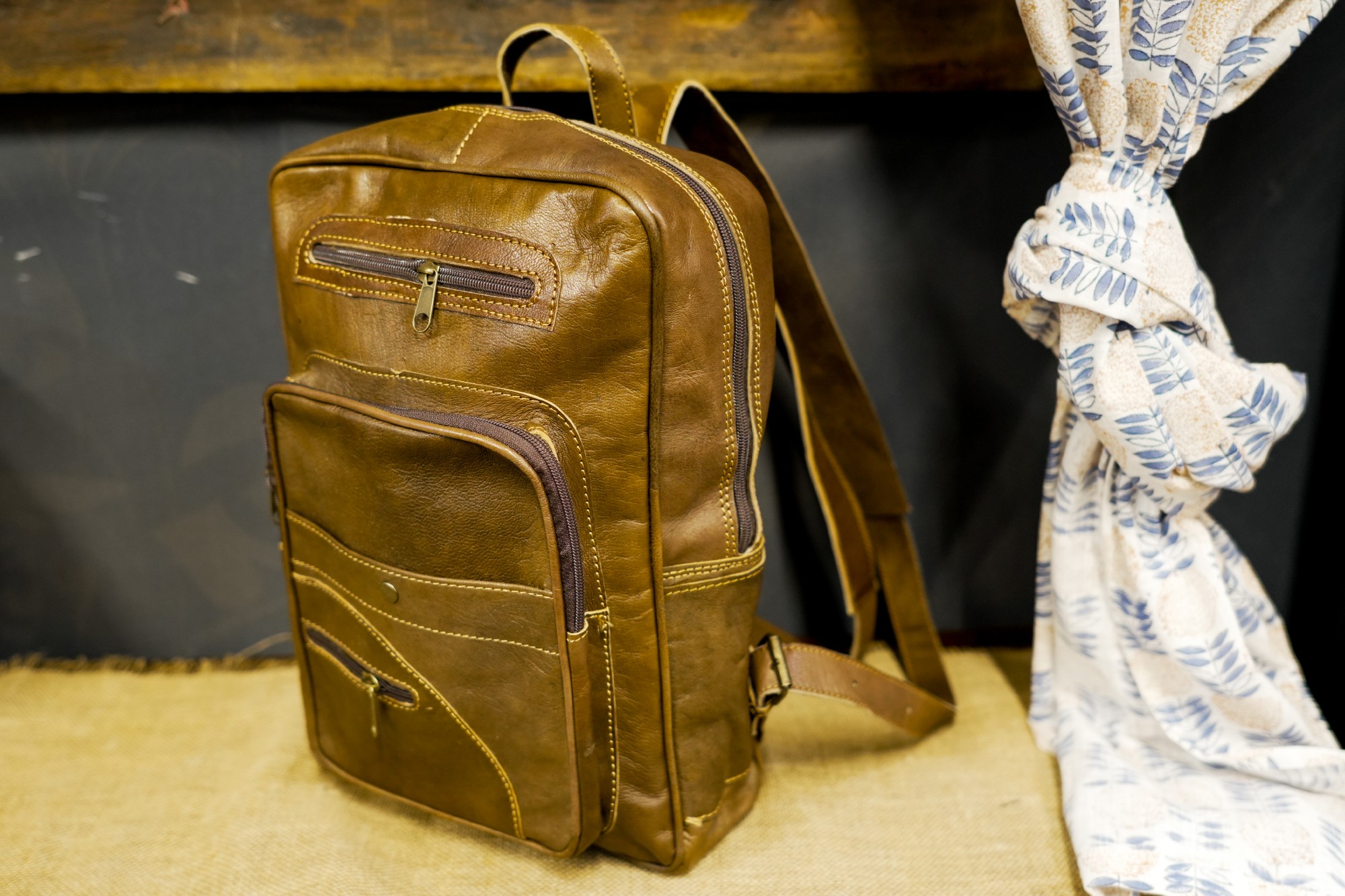 Tasche aus Ziegenleder braun, H 40 cm, B 27 cm günstig bestellen