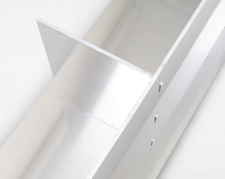 Frama Rivet wandplank large 119 aluminium