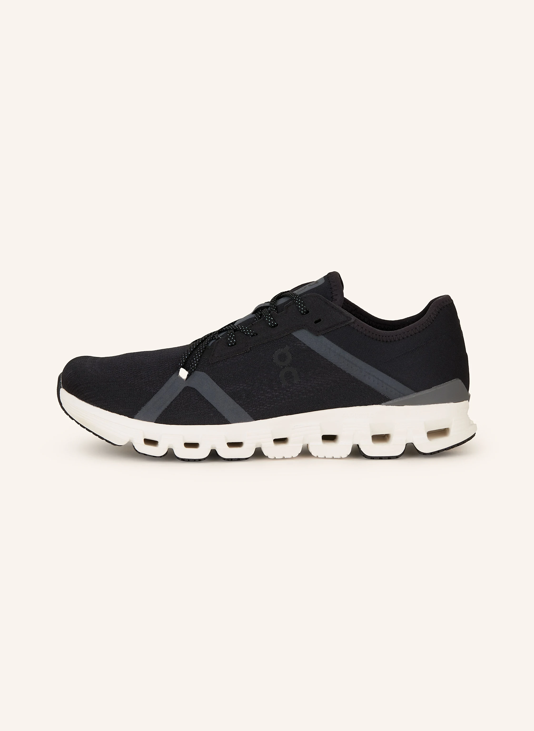 On Fitnessschuhe CLOUD X 4 AD