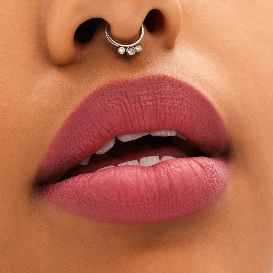 MAC Locked Kiss 24Hr Lipstick Connoisseur 1,8g