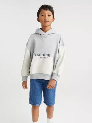 Shorts jeans essenciais de corte reto e moderno