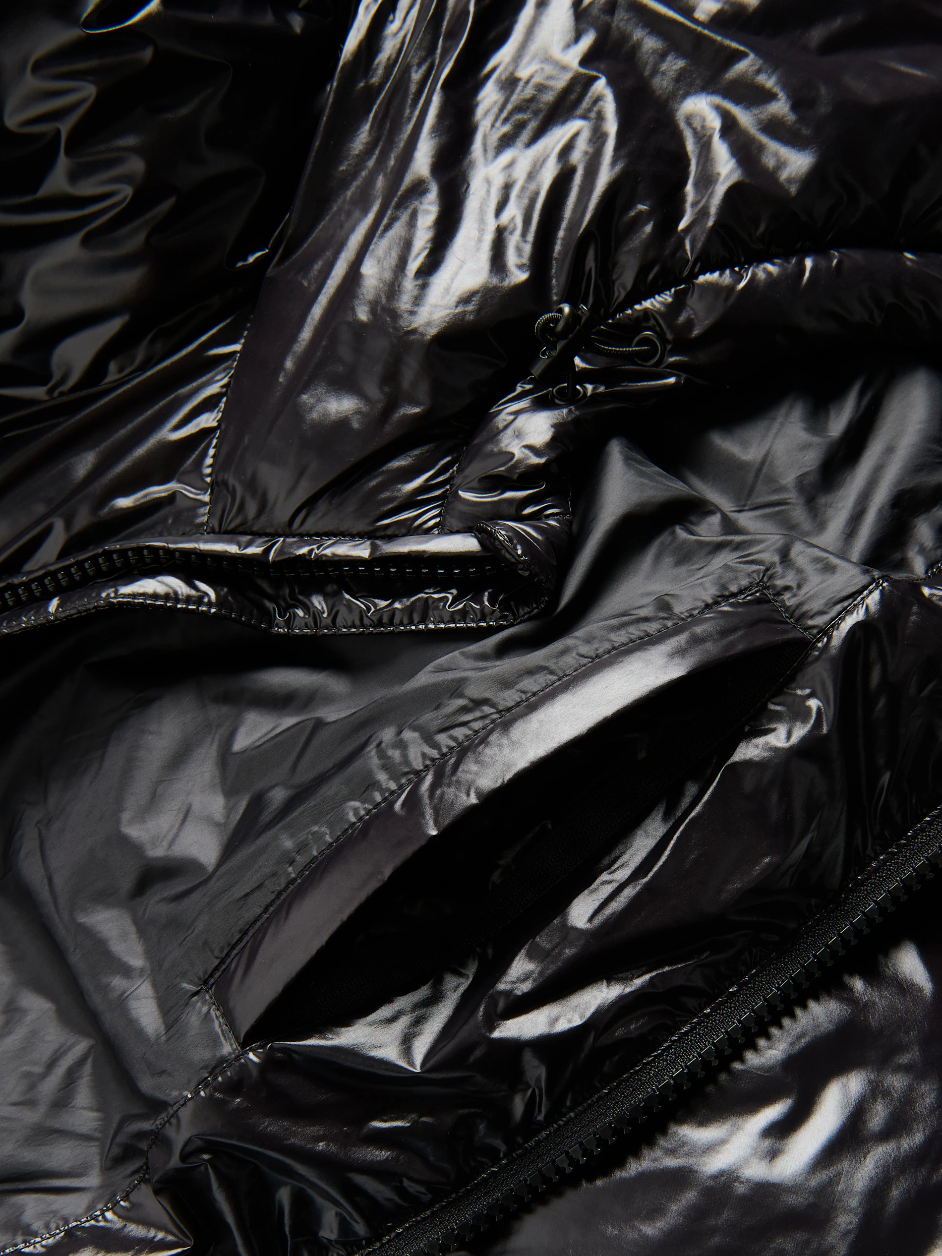 Steppjacke mit Kapuze