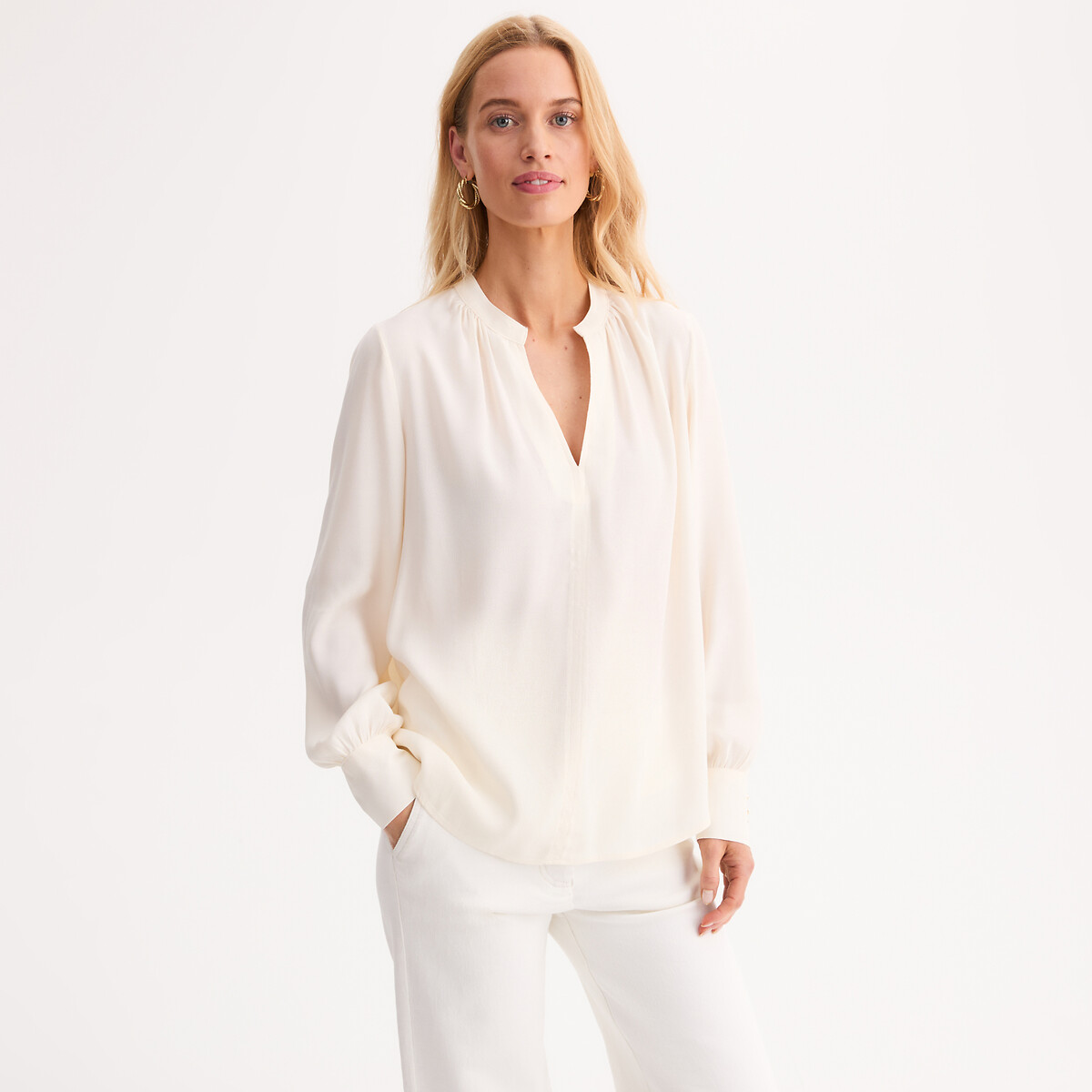 ANNE WEYBURN<br>Blusa de manga comprida com decote em V
