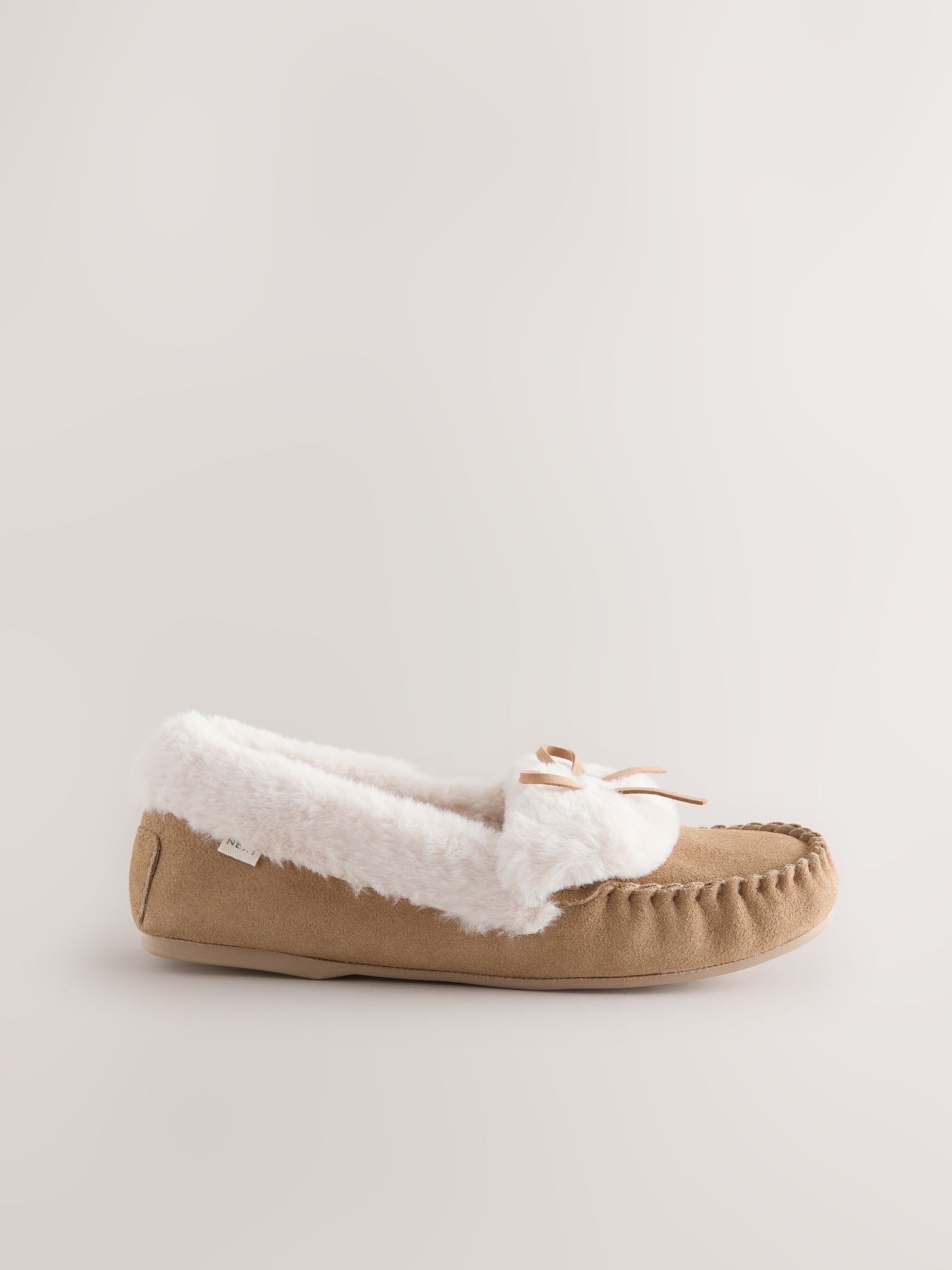 Mokkabruin - Moccasin Suede Slippers