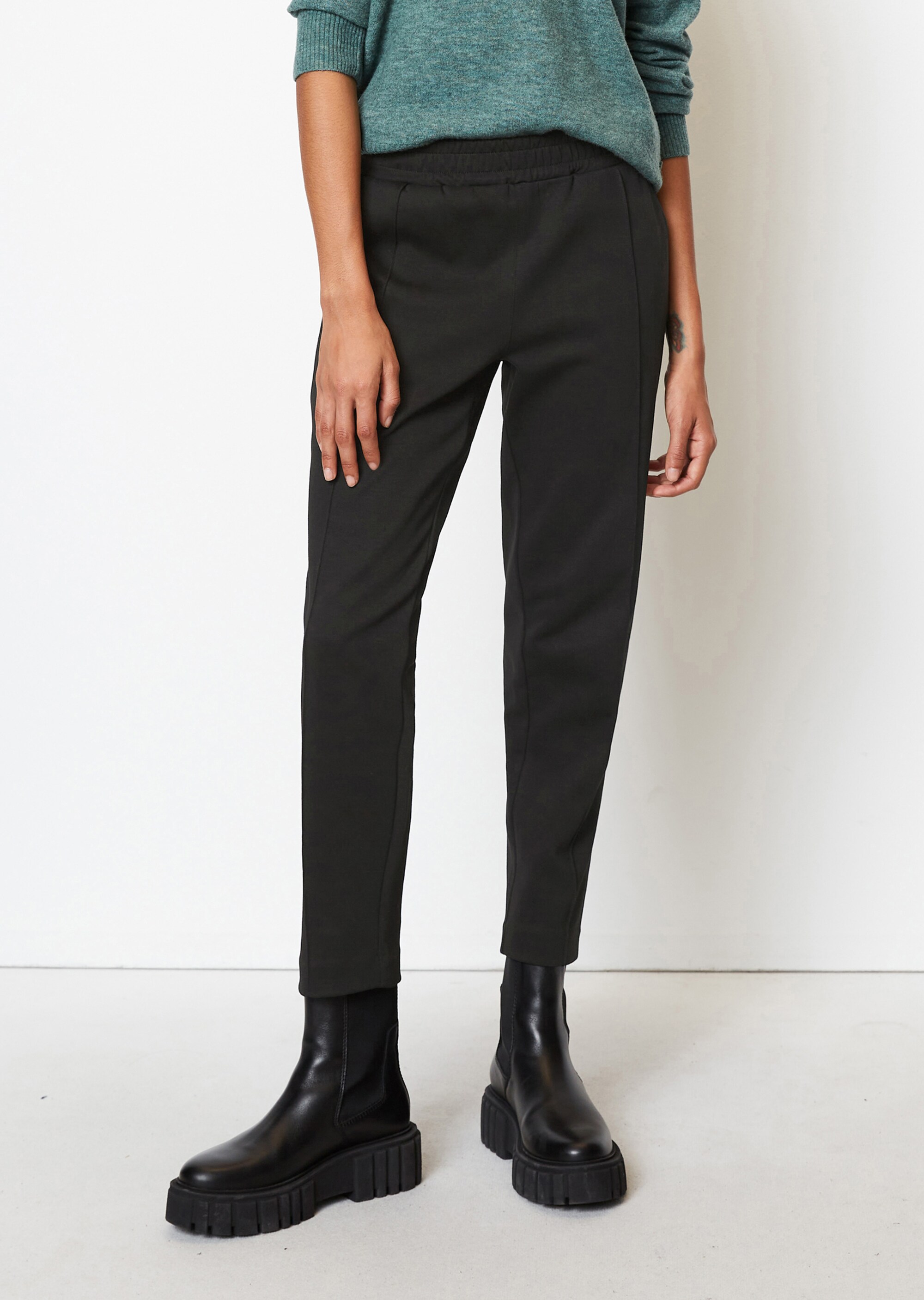 Jersey-Trackpants slim aus Interlock-Qualität mit Silktouch