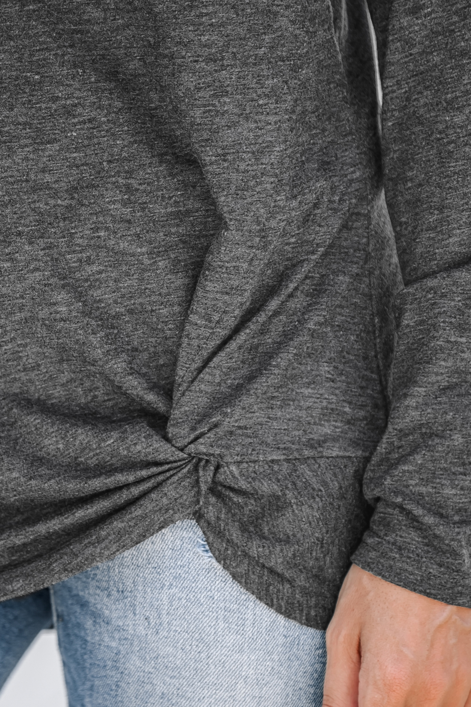 T-shirt torsadé à une épaule en tricot chiné