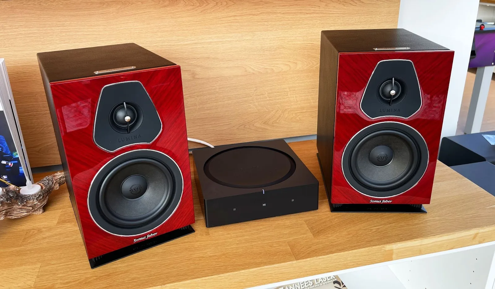 Sonus Faber Lumina II Amator Rouge brillant (la paire) Enceintes bibliothèque