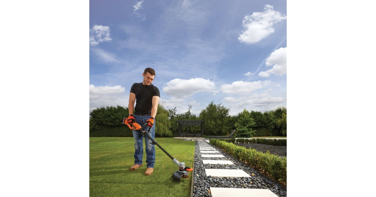 BLACK+DECKERAccu Grastrimmer STC1840PC-QW  (Accu inbegrepen | 18V 4.0Ah | 28cm | AFS)