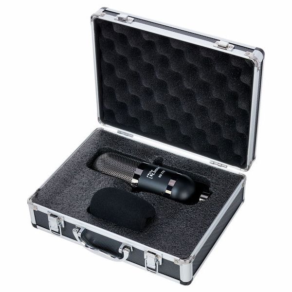 the t.bone RB 770