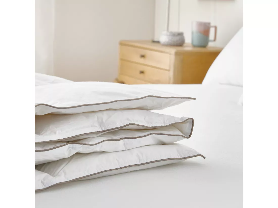 Couette nordique 85% duvet 250 gr/m² pour l'automne/hiver
