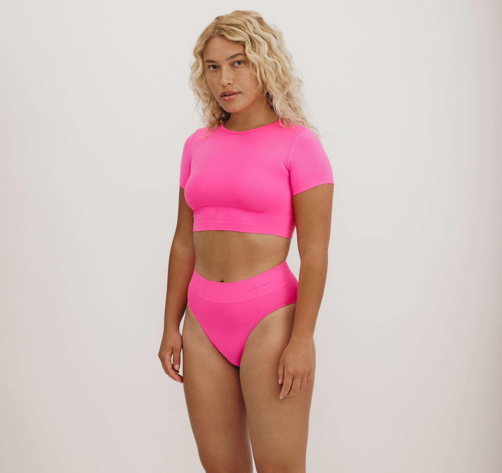 RECYCLED NYLON<br>Smooth High-Leg Briefs