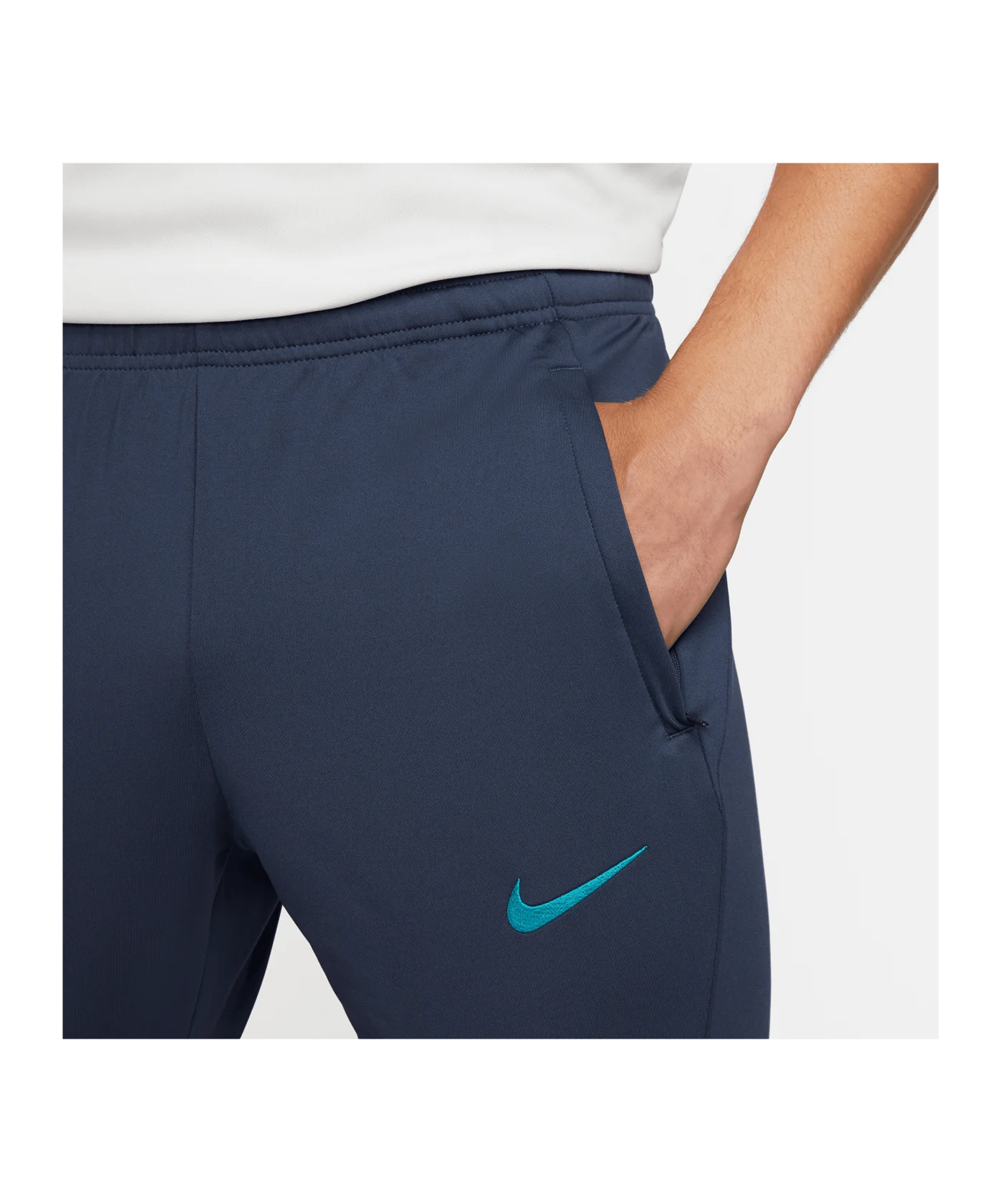 Nike FC Barcelona Trainingshose Blau F437