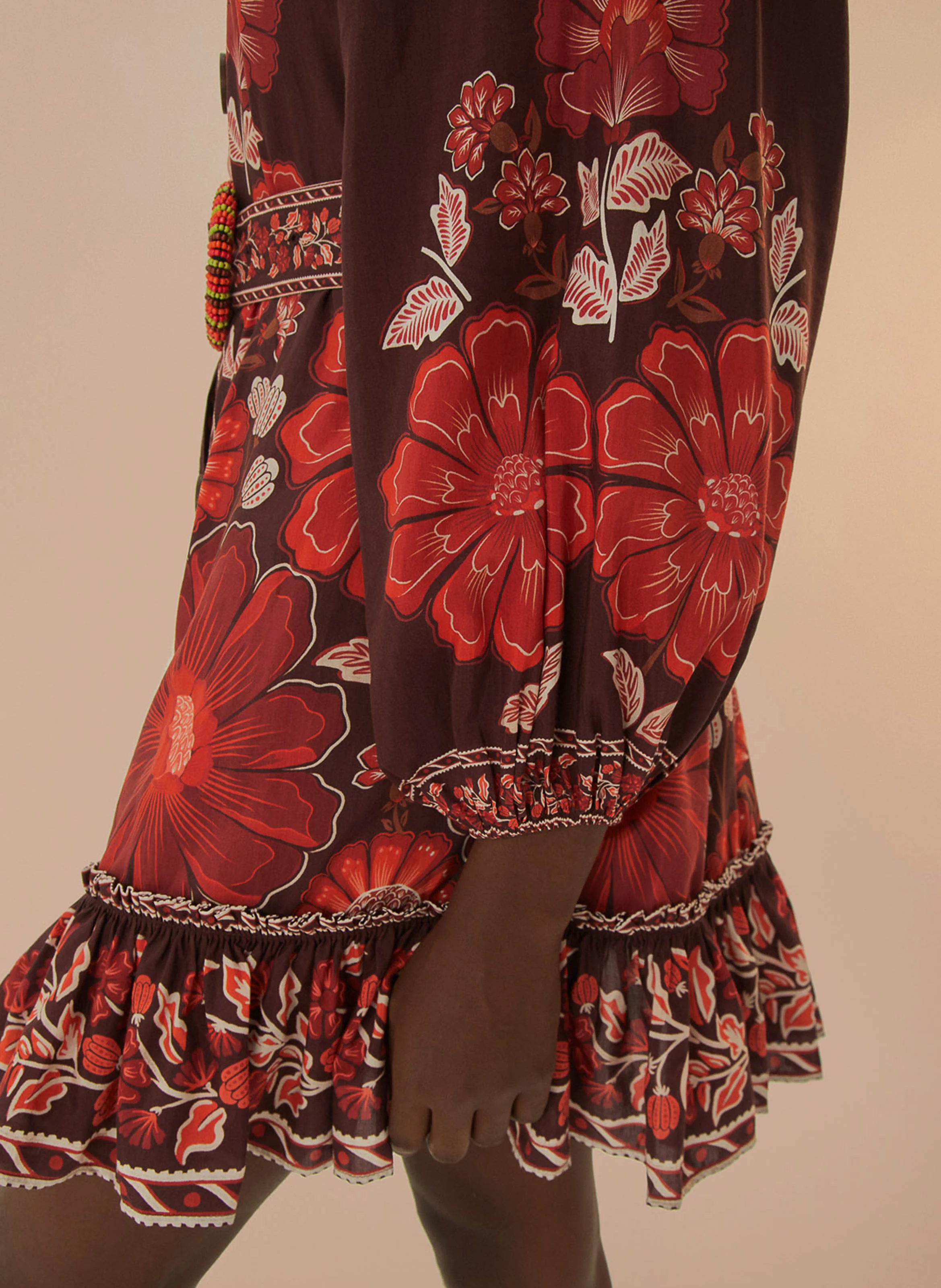 Robe courte en tapisserie | Marron